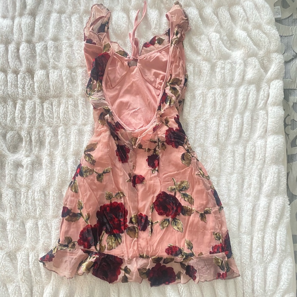 Revolve Adonia Mini Dress in Blush Floral - Picture 6 of 7